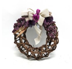 Wreath with feathers and berries-thumbnail