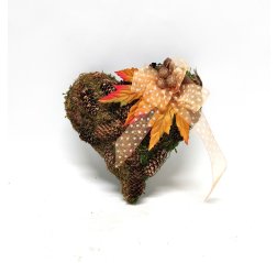 Autumn moss heart wreath with cones-thumbnail