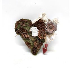 Moss heart wreath with cones and hedgehog-thumbnail