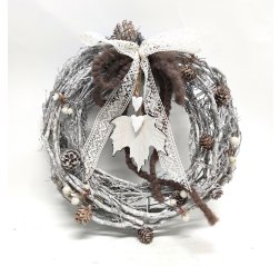 Wreath with cones and bows-thumbnail