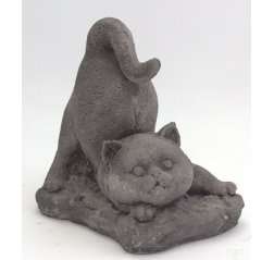 A little cat statue-thumbnail