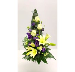 White and blue colored table arrangement-thumbnail